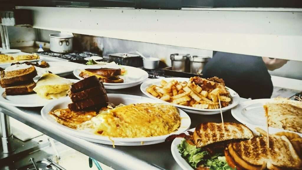 Jethro’s Cafe and Tavern photo 3